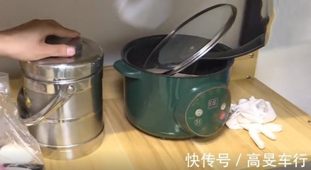 本科女儿4年花30万，毕业急嫁快递员 父亲的忧虑与代际价值观冲突